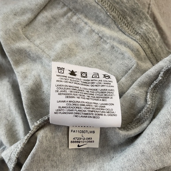 Nike Dry-Fit Football t-shirt - Picture 10 of 10